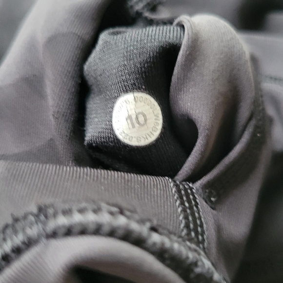 Lululemon Wunder Under High-Rise Crop 23" *Full-On Luxtreme - Picture 6 of 10